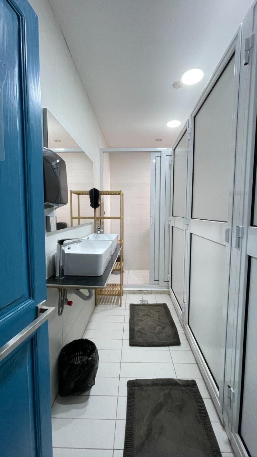 Bookarest Hostel Malta San Ġiljan Extérieur photo